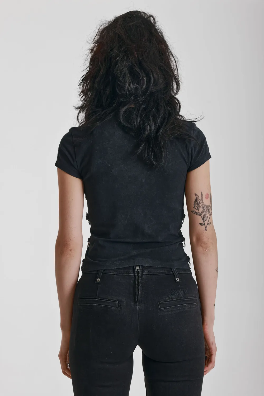 The Ragged Priest Link Acid Wash O-Ring t-shirt sort slim