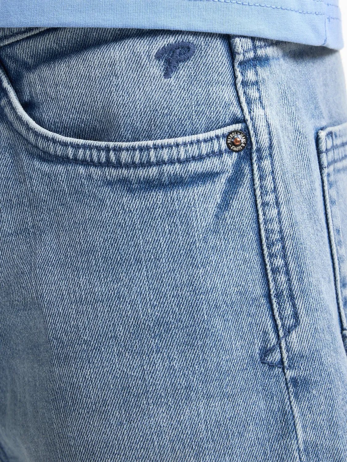 Petrol Industries Lenox denimshorts Papaya loose fit
