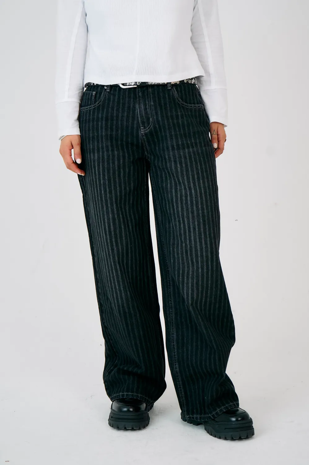 The Ragged Priest Wilder Release jeans grå pinstripe