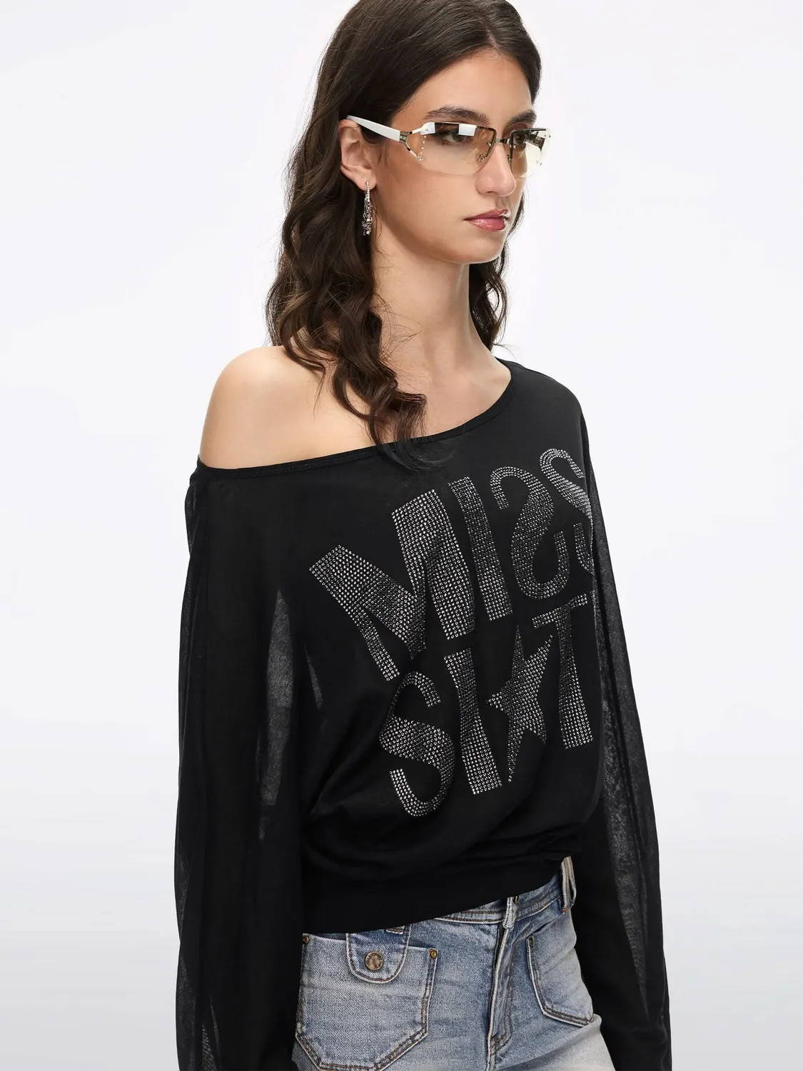 Miss Sixty Off-Shoulder t-shirt hvid med rhinsten