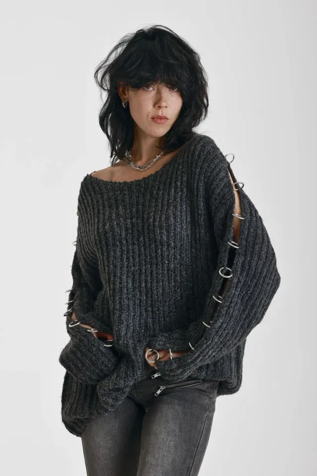 THE RAGGED PRIEST Spine Oversized Slash Neck striktrøje grå