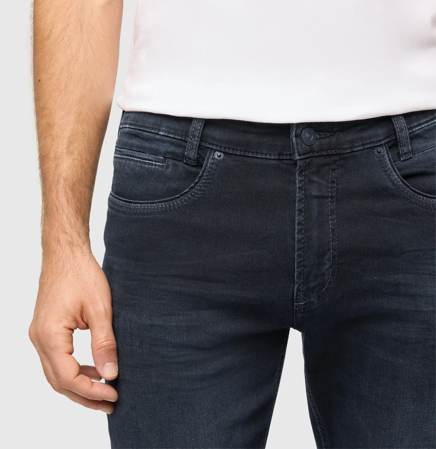 MAC Arne Pipe jeans mørkeblå stretch modern fit