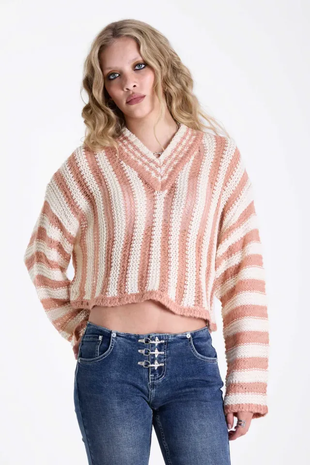 The Ragged Priest Plumb Stripe V-Neck strik lyserød