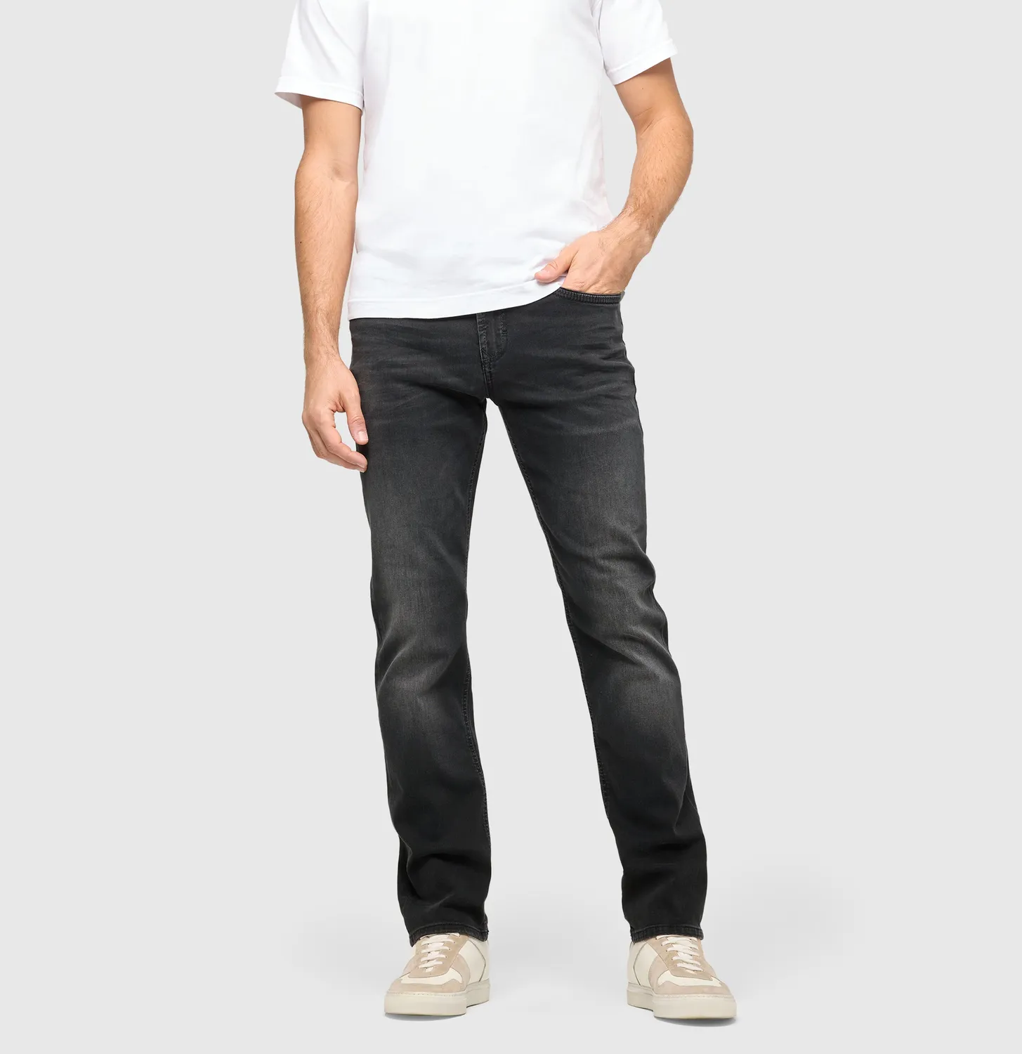 MAC Arne Pipe 0517-00-1973L jeans sort