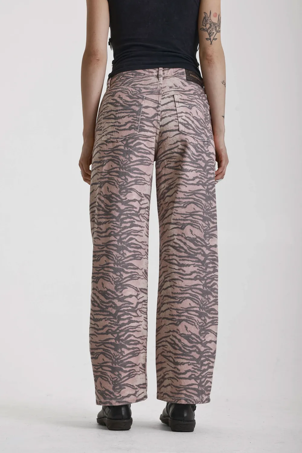THE RAGGED PRIEST Tiger jeans tigerprint baggy