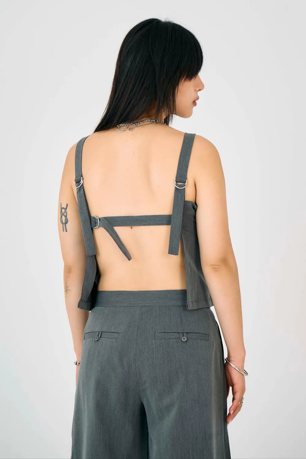 The Ragged Priest Tailor Cami Top grå bagløs