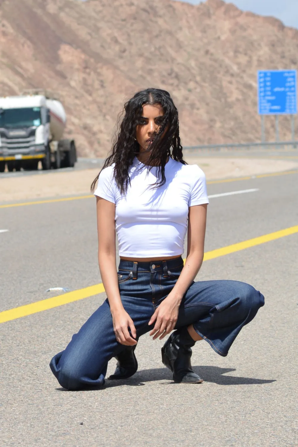 Organsk Lowrider Shorty jeans rå flare cropped