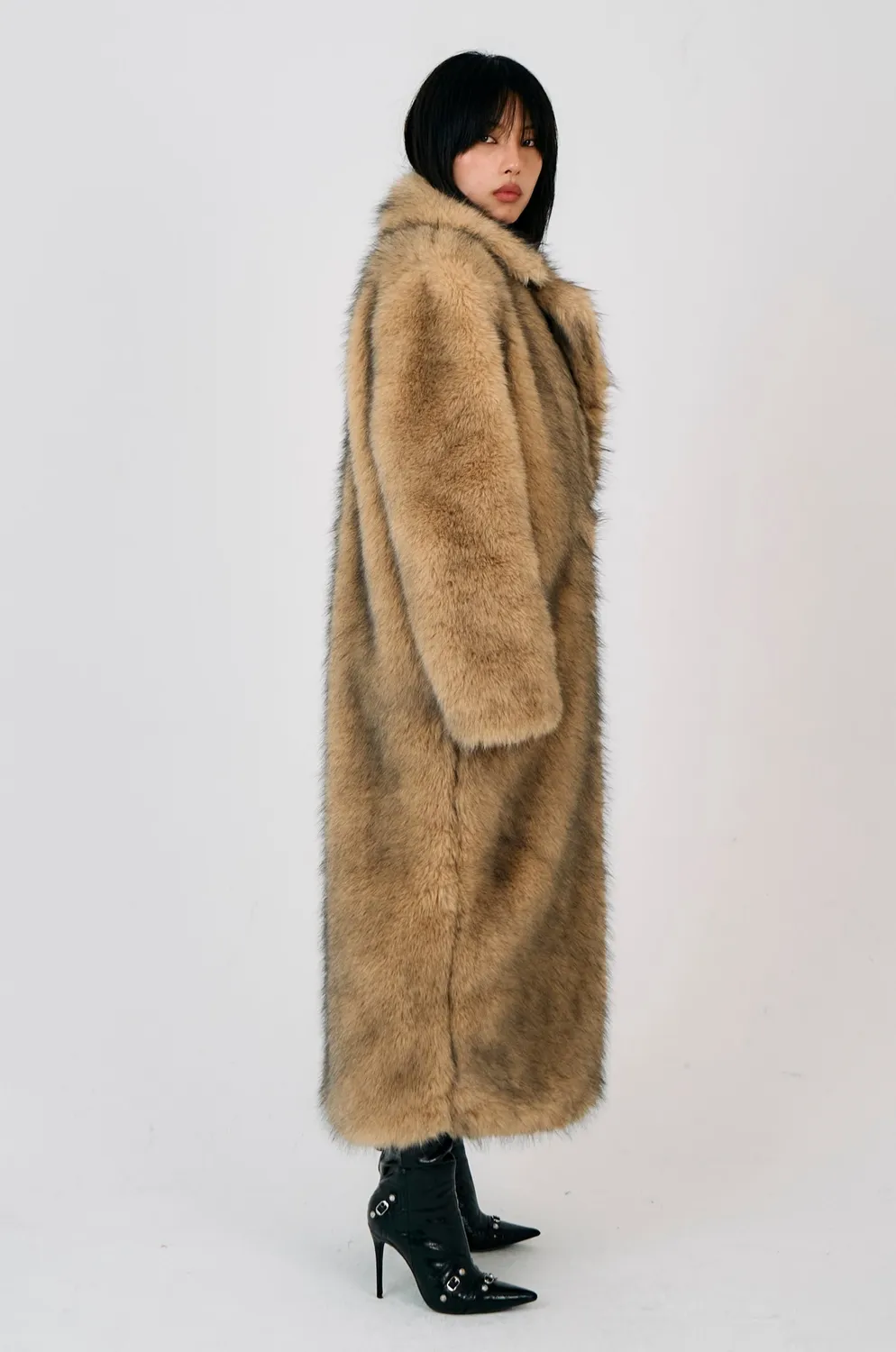 The Ragged Priest Tara Faux Fur frakke maxi sort stor