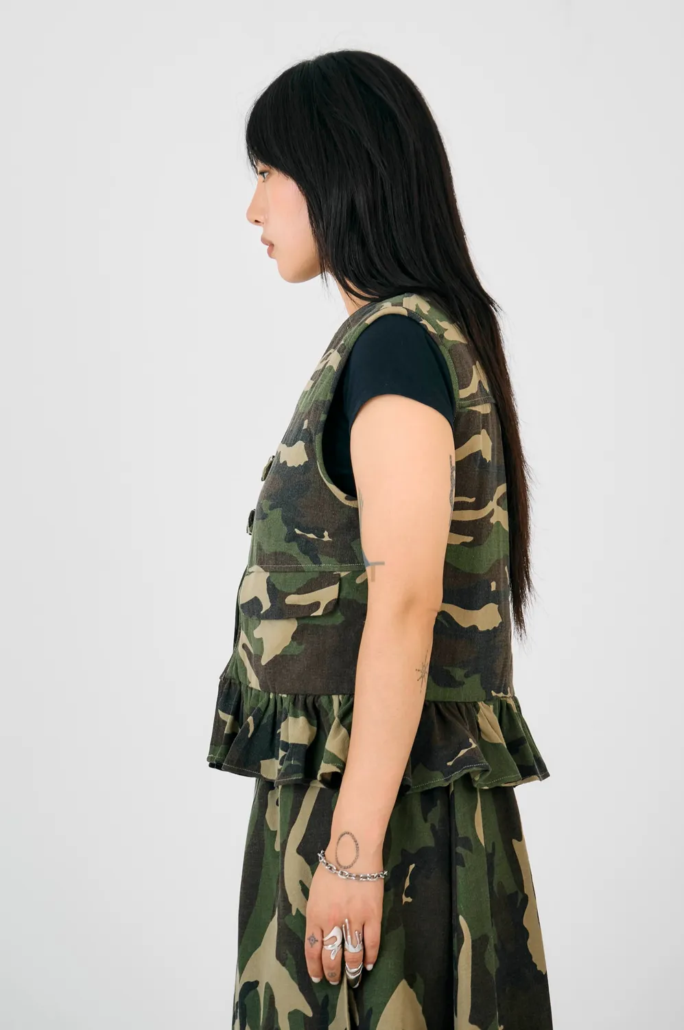 THE RAGGED PRIEST Force Camo Hardware vest camo cropped