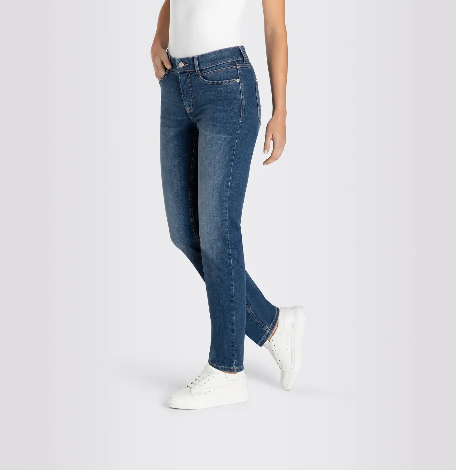 MAC Angela straight jeans mellemblå stretch