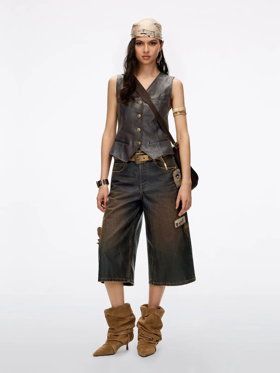 Miss Sixty Badge denimshorts brun med aftagelige emblemer