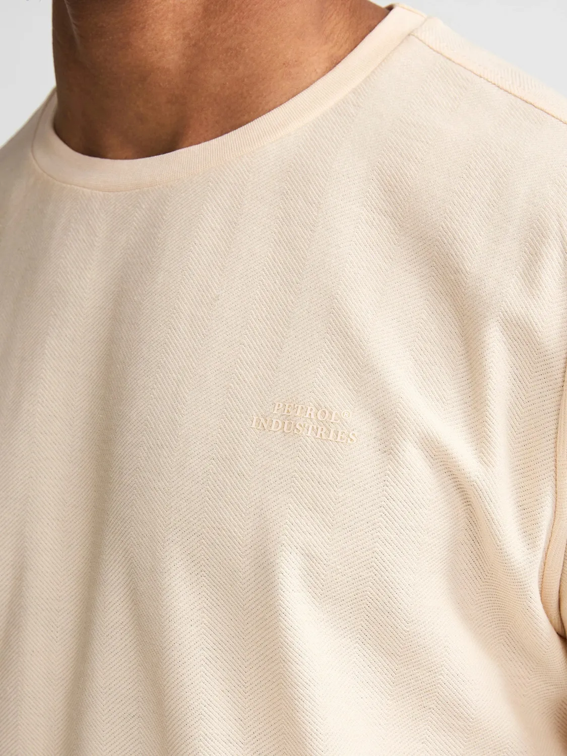 Petrol Industries Hayden t-shirt regular fit bomuld visgraat