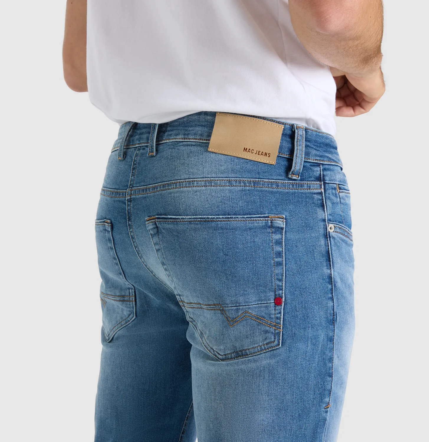 MAC Arne Pipe jeans mellemblå Modern Fit stretch