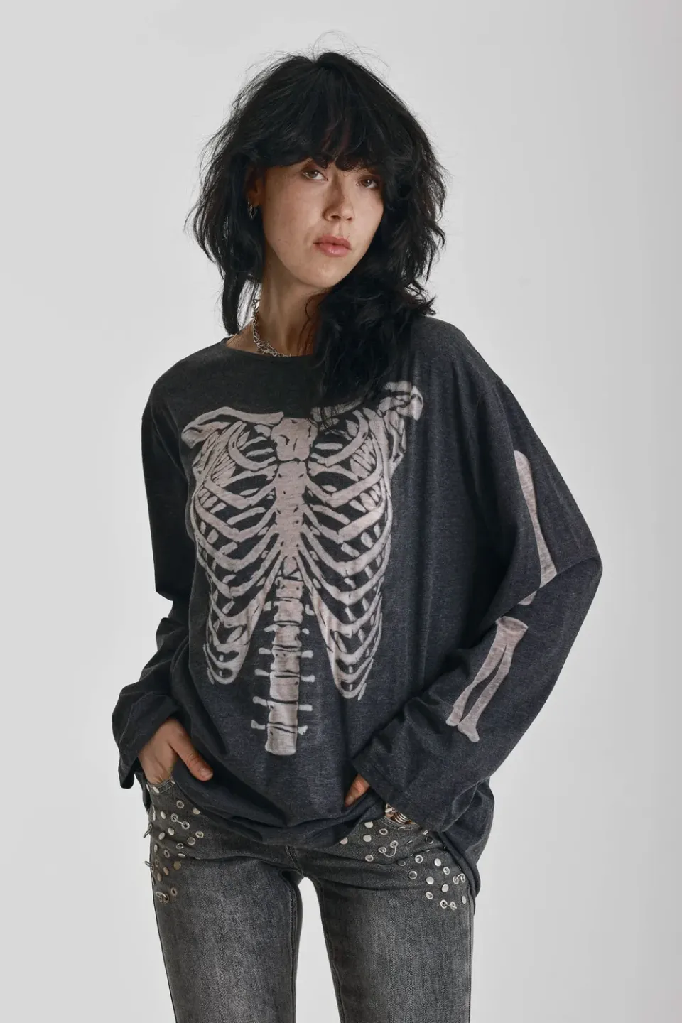 THE RAGGED PRIEST Frame langærmet t-shirt sort skeleton