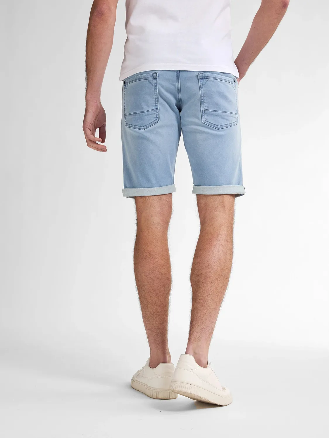 Petrol Industries Jackson Sailfish denimshorts Light Used