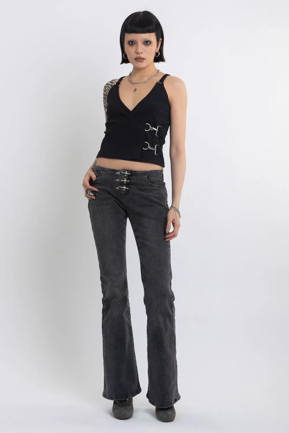 The Ragged Priest Chamber Black Hardware wrap-top sort