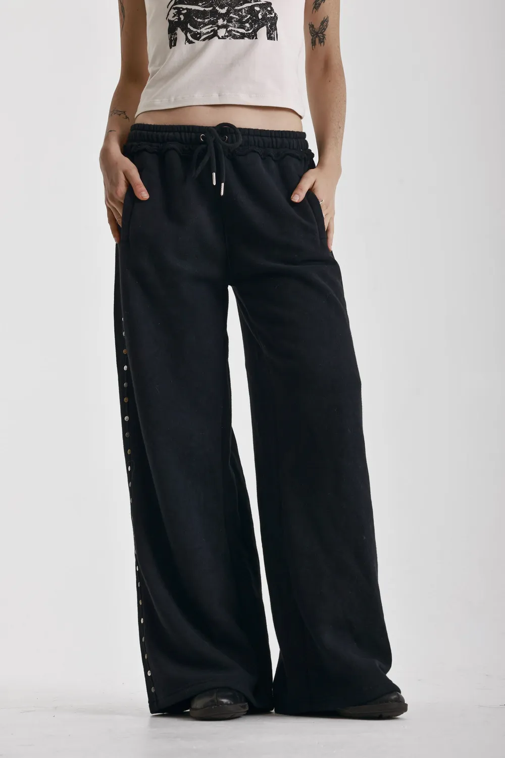 The Ragged Priest Habits Wide Leg Studded joggingbukser sort