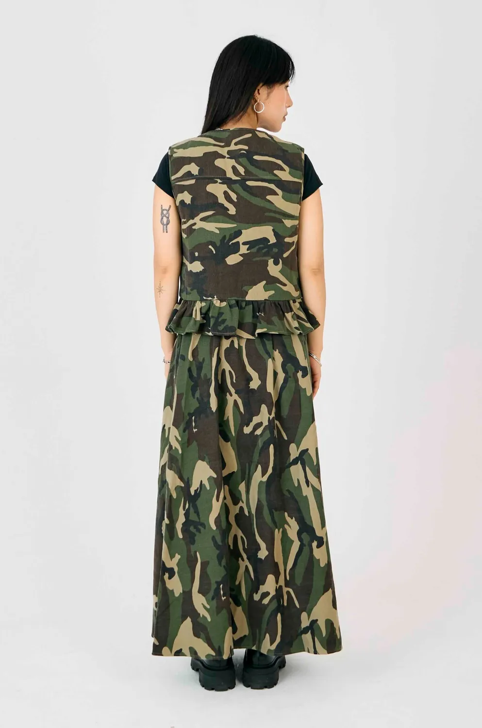 THE RAGGED PRIEST Squad Camo maxiskørt khaki camouflage