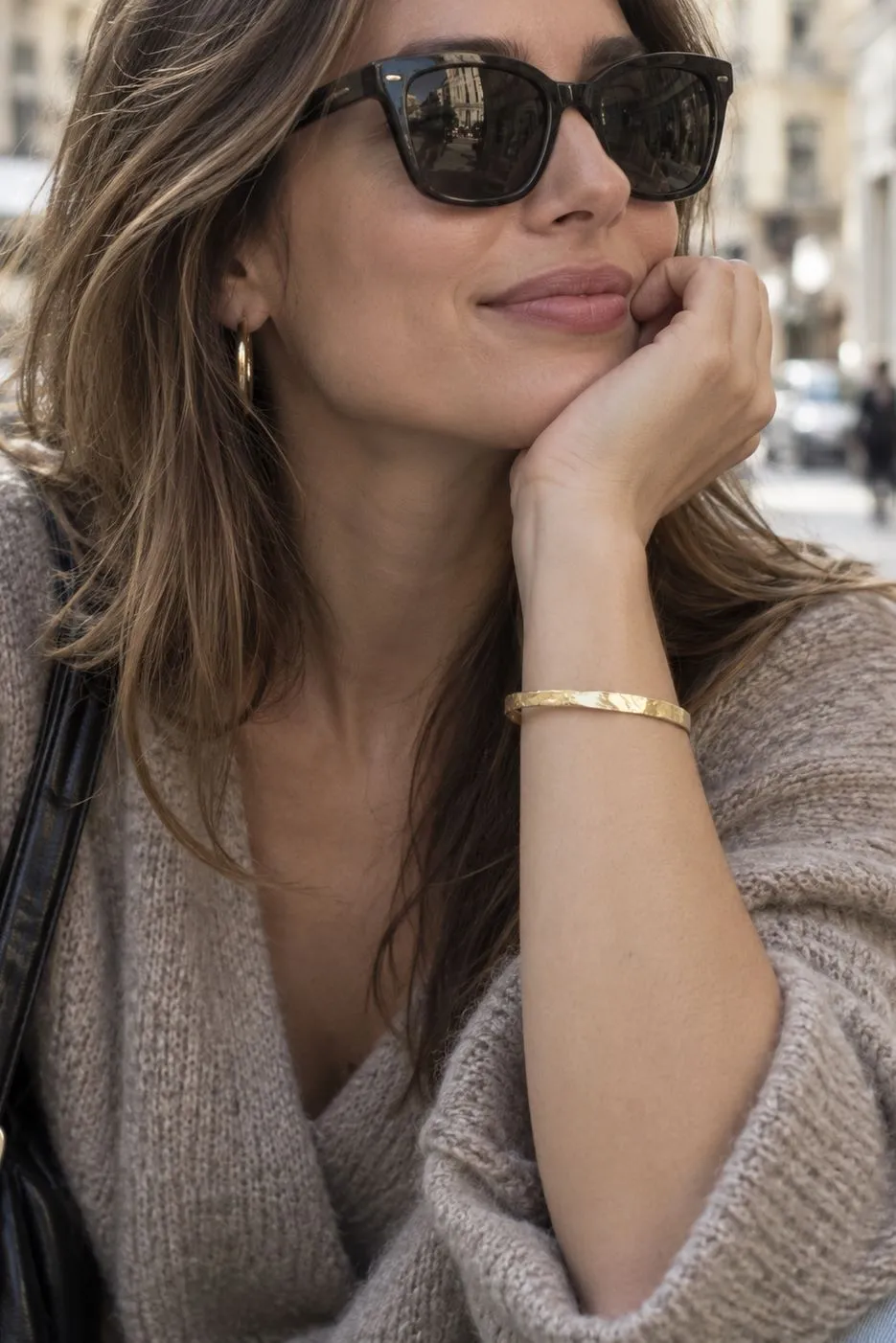 Organsk Textured Open Cuff armbånd guld – justerbar