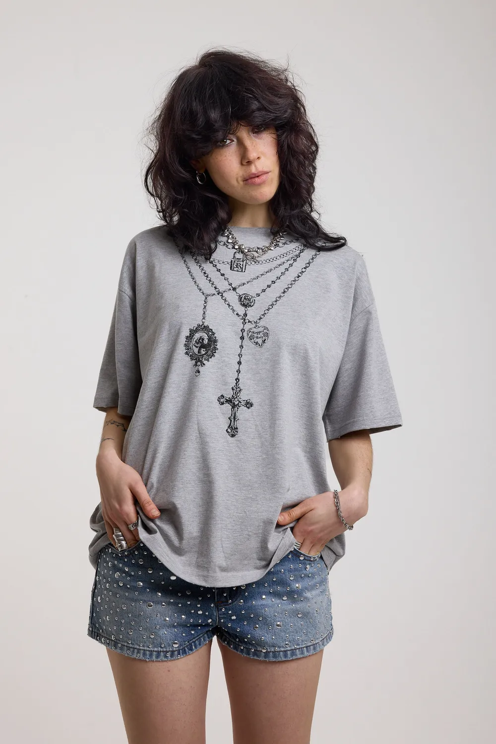 The Ragged Priest Pendant t-shirt oversize grå print