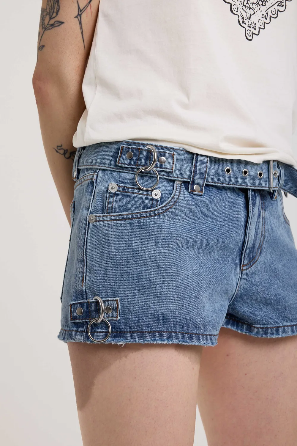 THE RAGGED PRIEST Ride denimshorts mini mellemblå