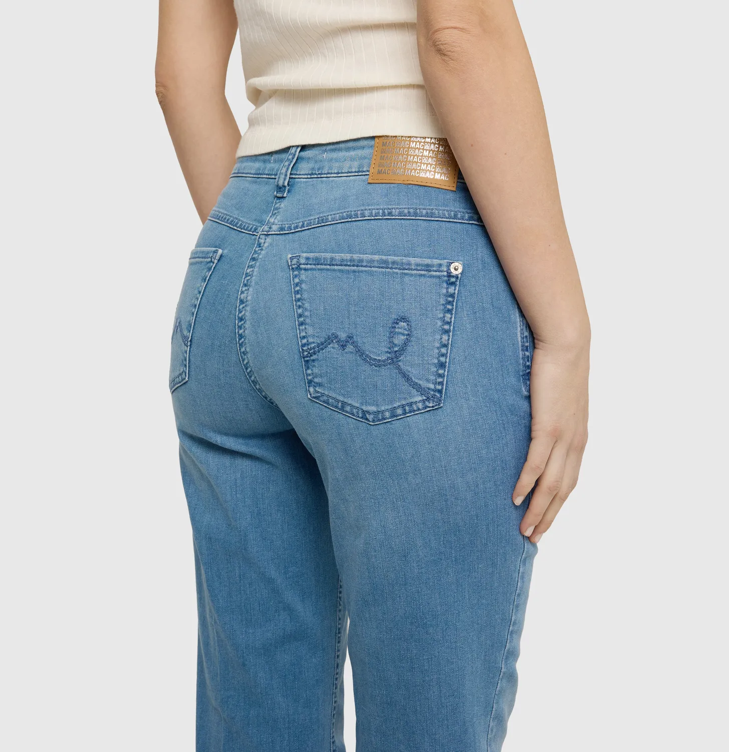 MAC Laura 5225 jeans mellemblå bootcut flared fit