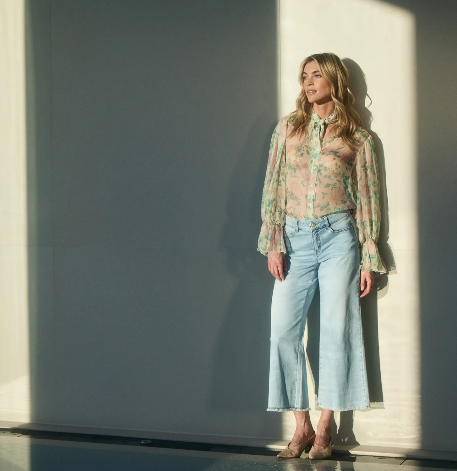 MAC Dream Wide 5438-90-0351L jeans lyseblå cropped