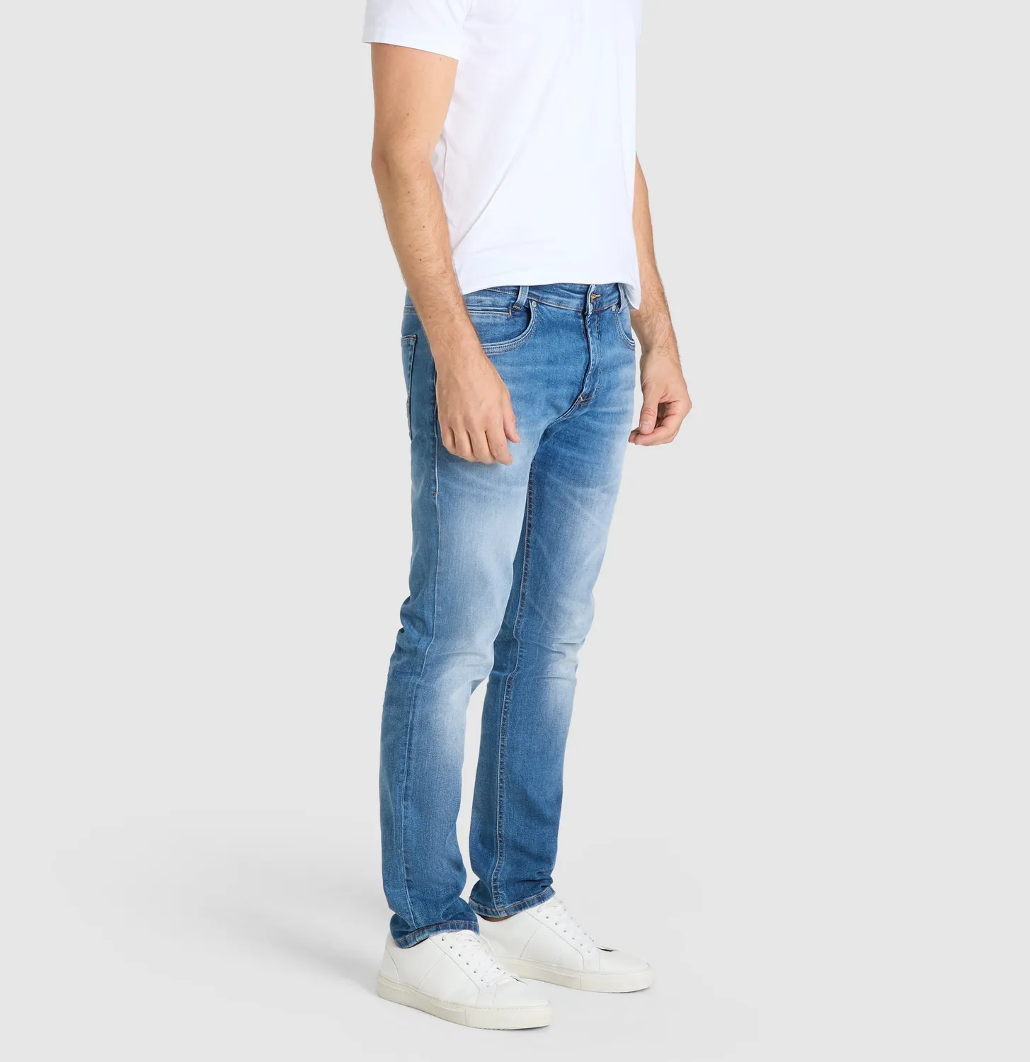MAC Arne Pipe jeans mellemblå Modern Fit stretch