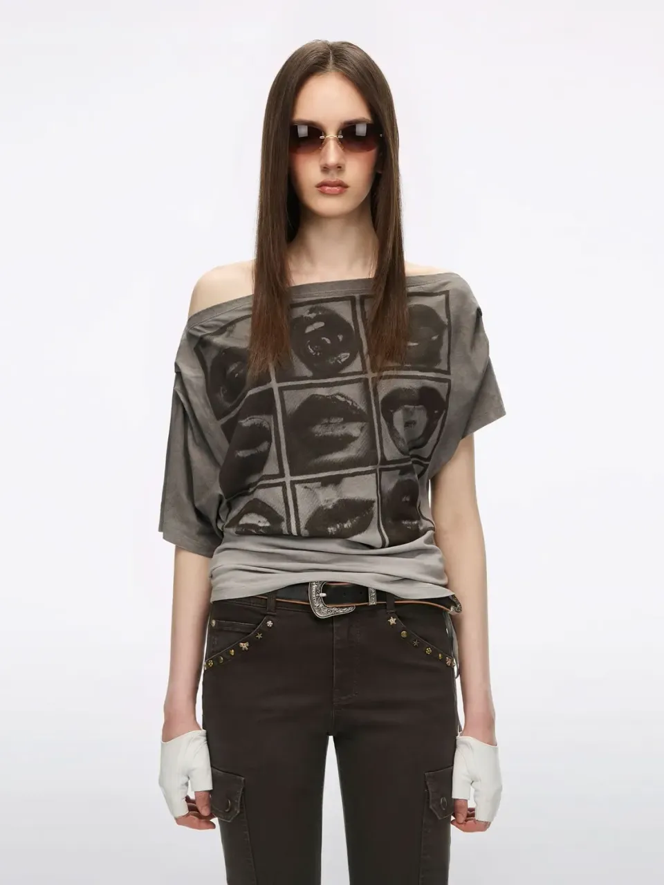 Miss Sixty Off-Shoulder T-shirt off white print
