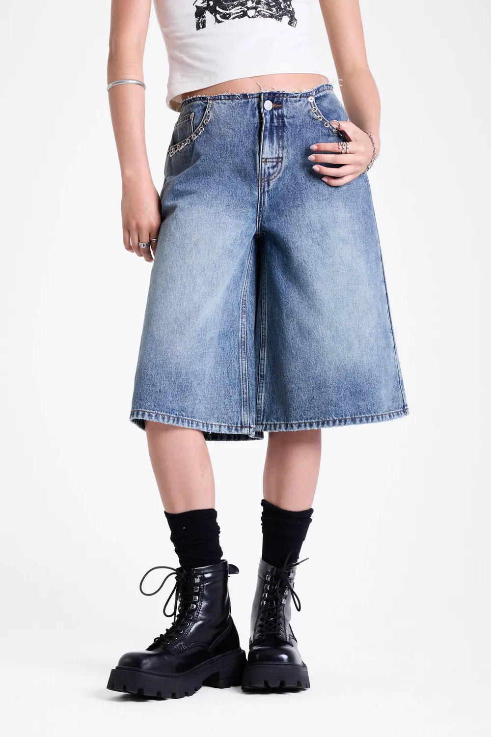 The Ragged Priest Fixer Eyelet Pierced oversized jorts mid-blue