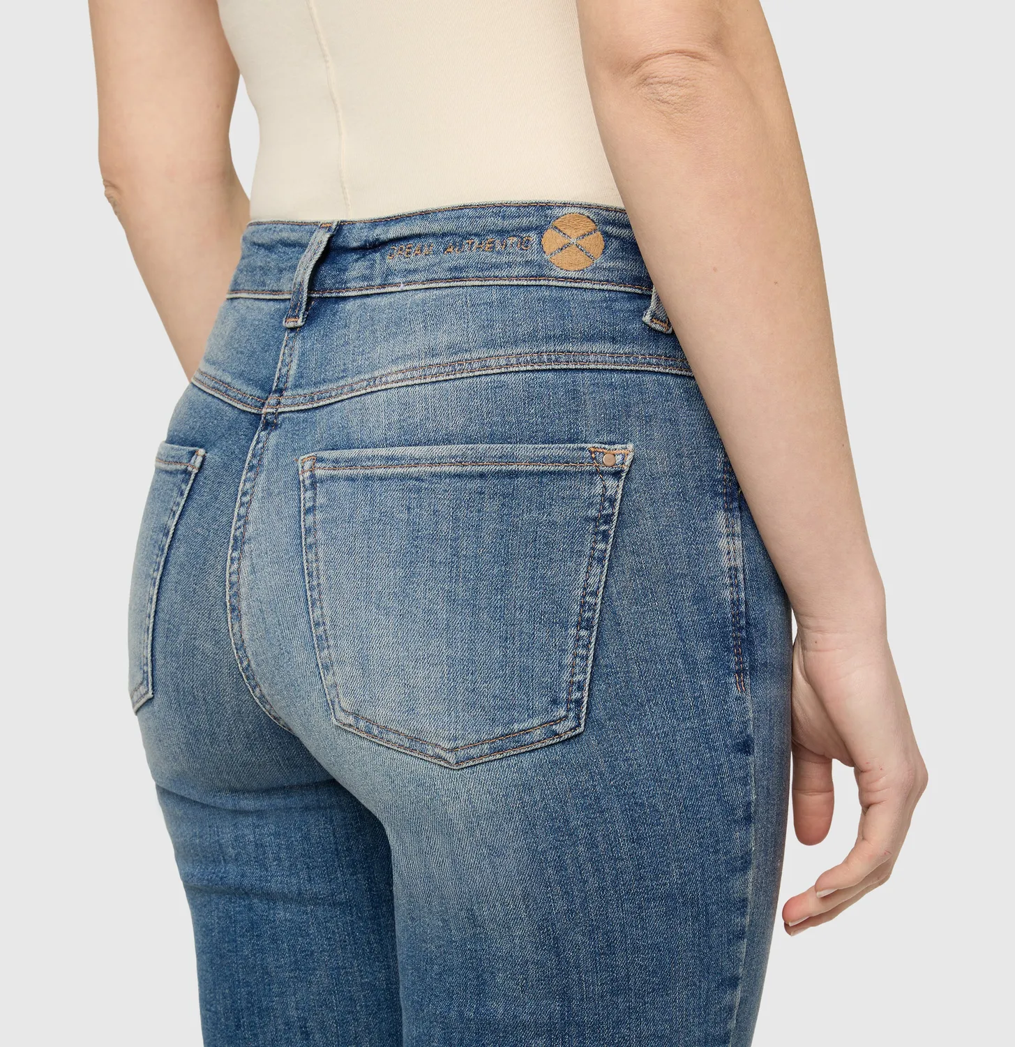 MAC Dream Boot jeans mellemblå bootcut flared