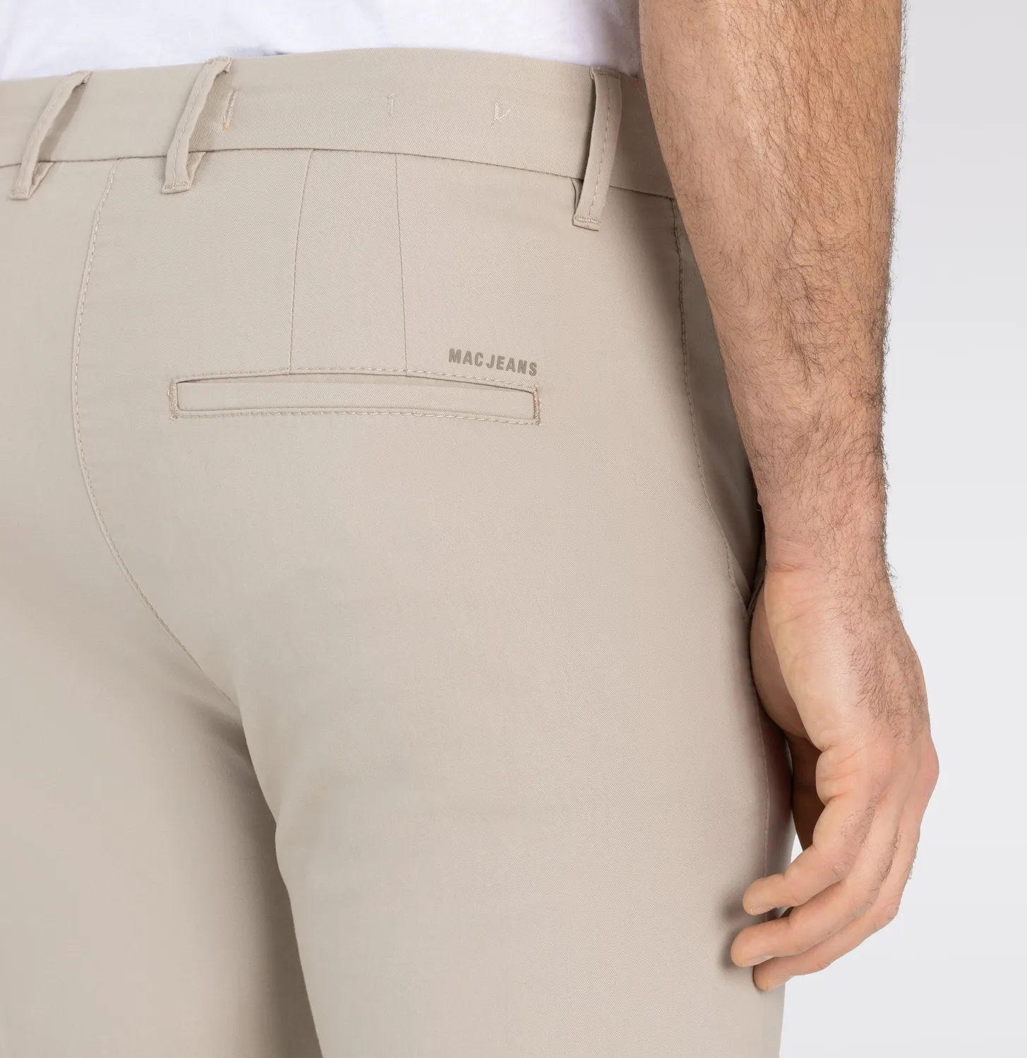 MAC Griffin 6617-00-0705L chino brun Tapered Fit