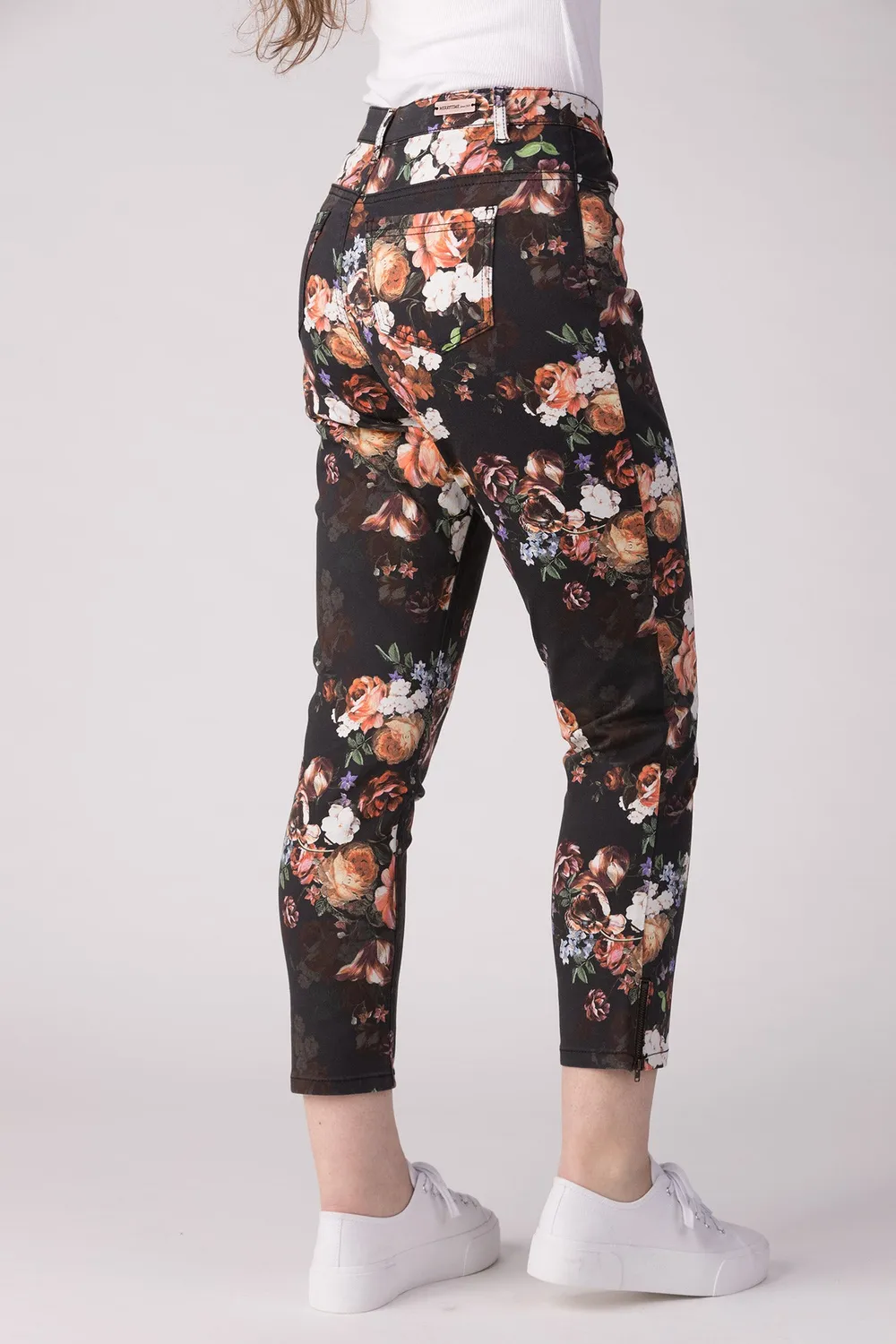 Merrytime 15640-440-69 ankel jeans orange blomst print