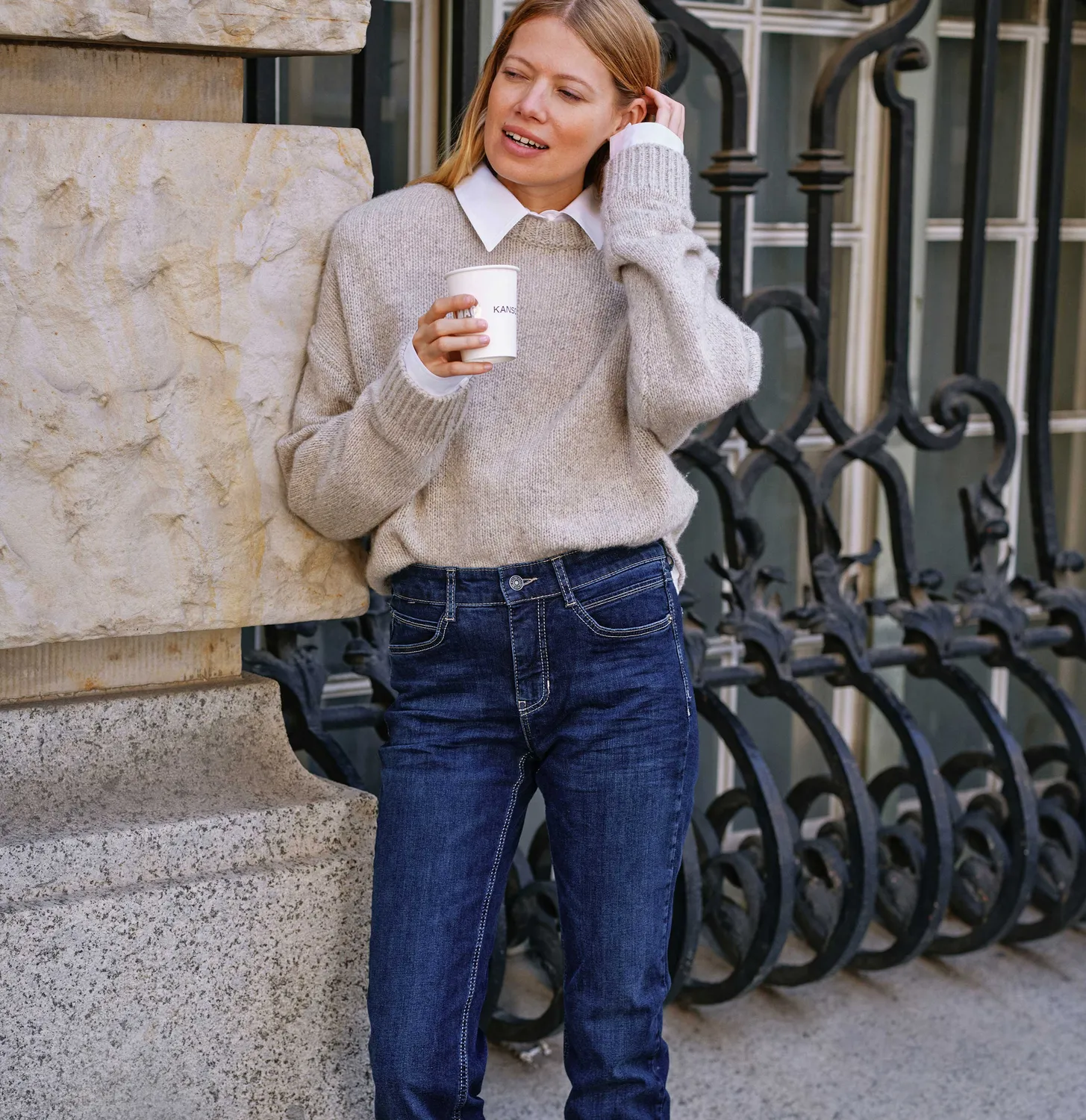 MAC Angela straight fit jeans mørkeblå stretch