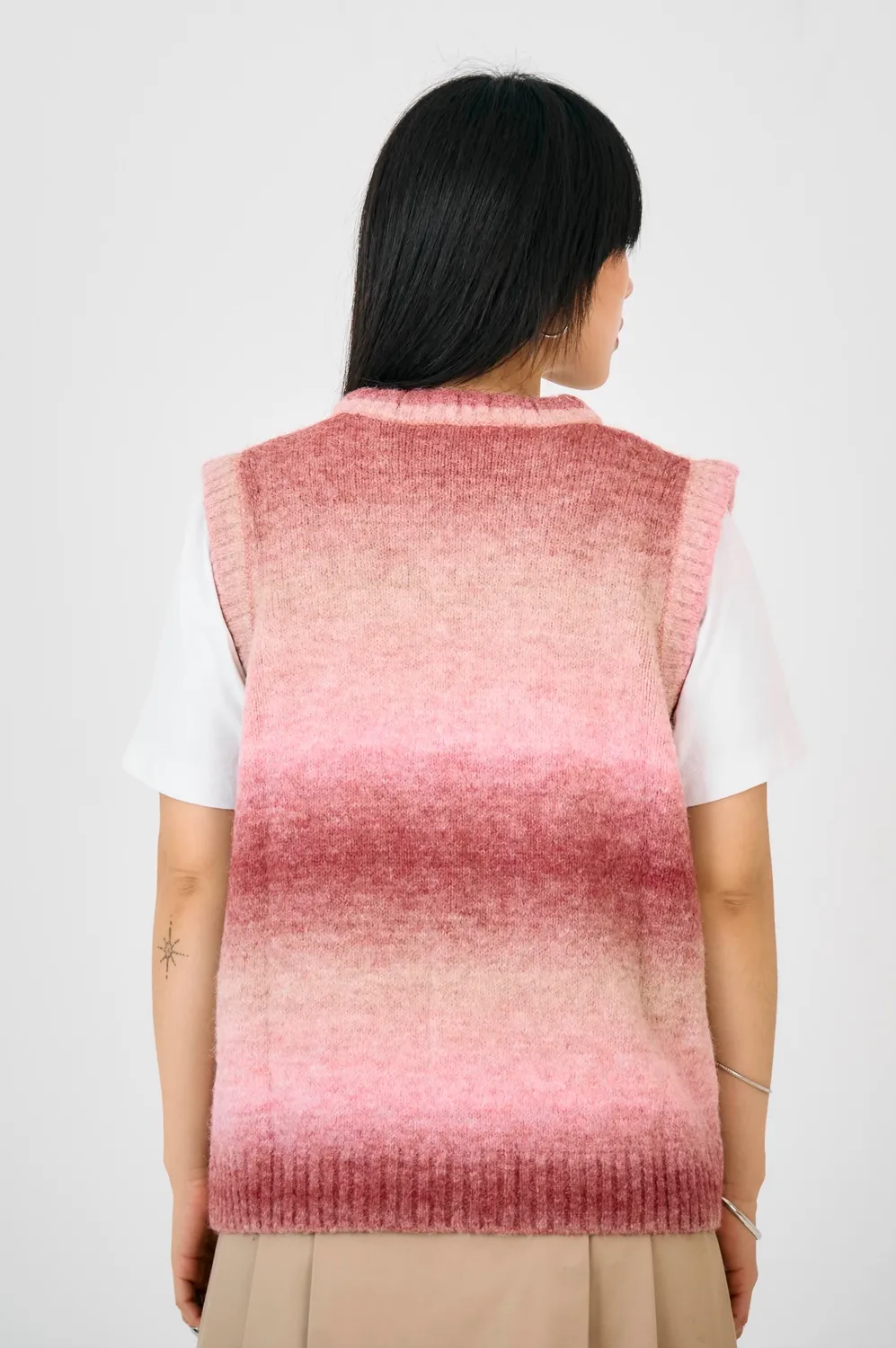 The Ragged Priest Club strikvest lyserød oversize
