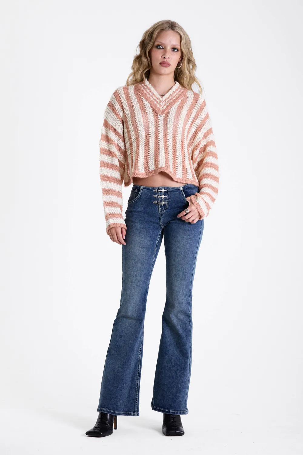 The Ragged Priest Plumb Stripe V-Neck strik lyserød
