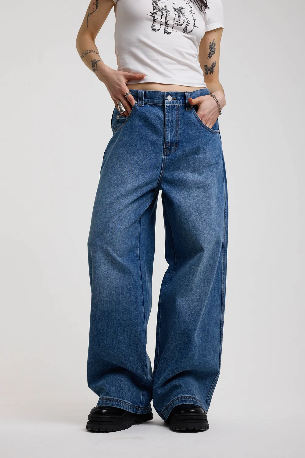 THE RAGGED PRIEST Bound Baggy Cinch Hardware jeans blå