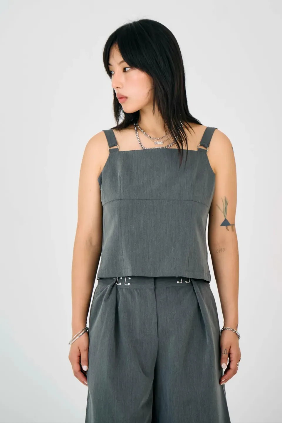 The Ragged Priest Tailor Cami Top grå bagløs