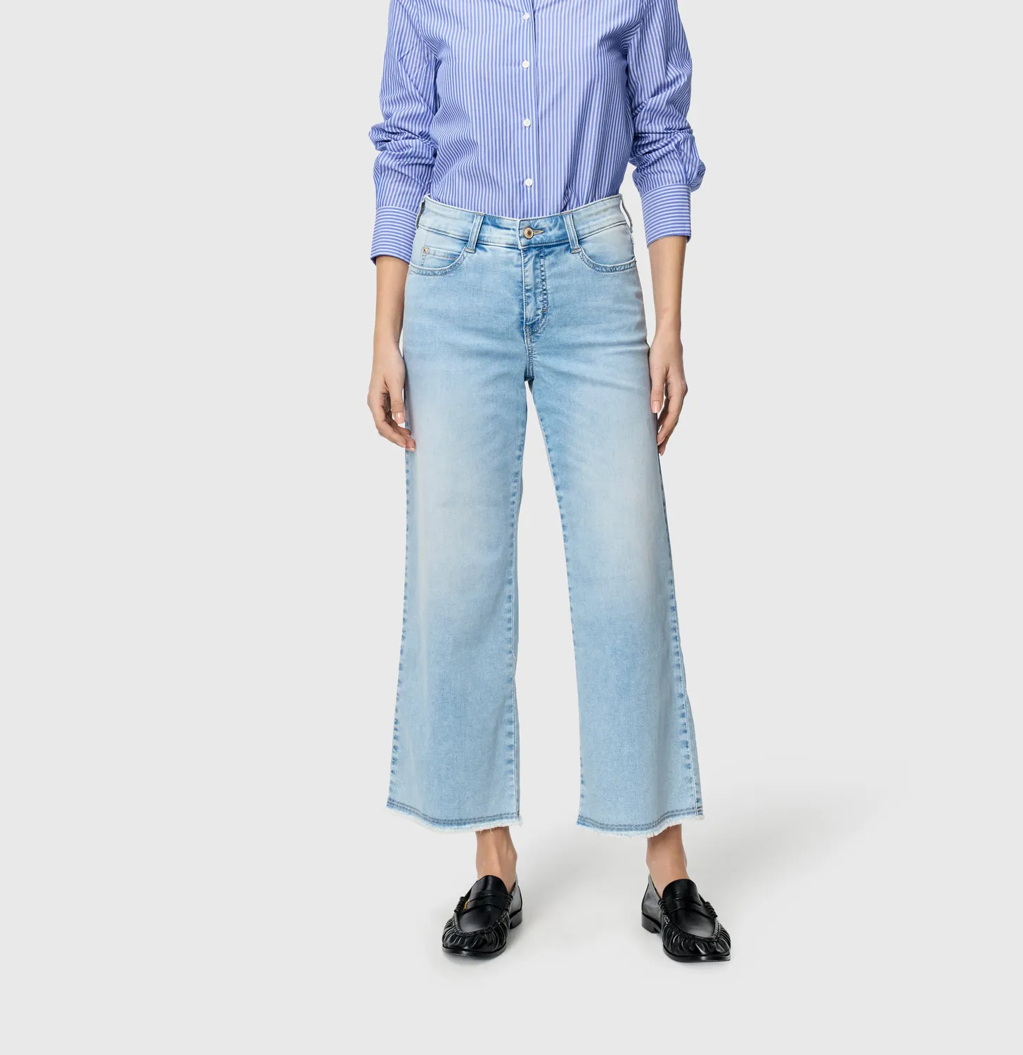 MAC Dream Wide 5438-90-0351L jeans lyseblå cropped