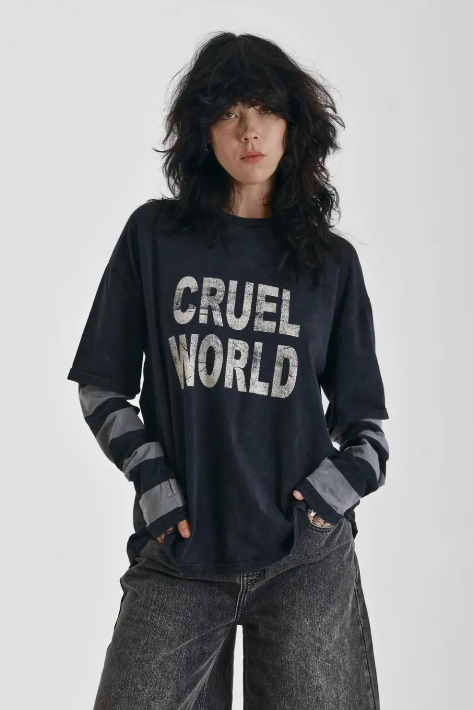 The Ragged Priest Cruel World bluse L sort langærmet