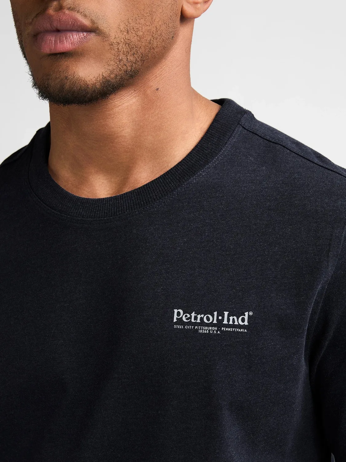 Petrol Industries Porter langærmet t-shirt brystprint