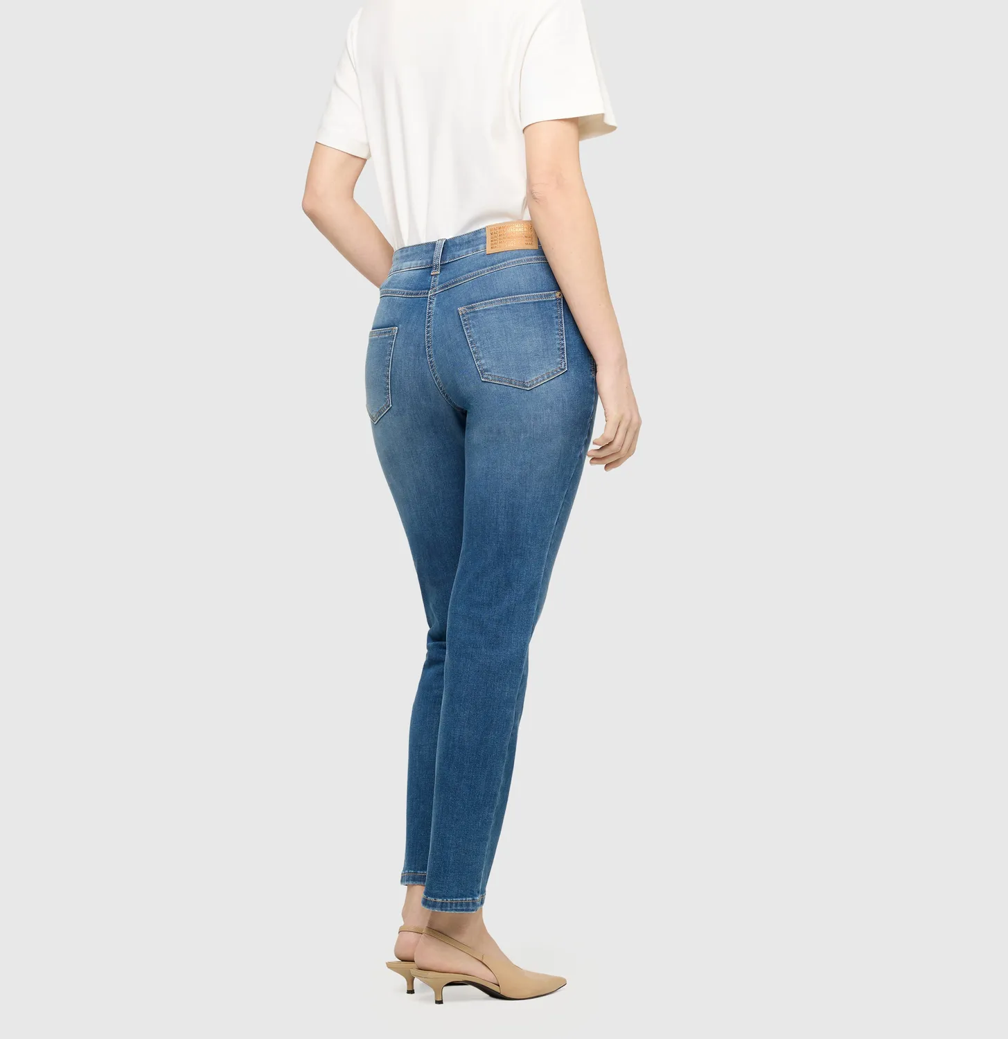 MAC Melanie 5040-90-0387 straight jeans mellemblå stretch