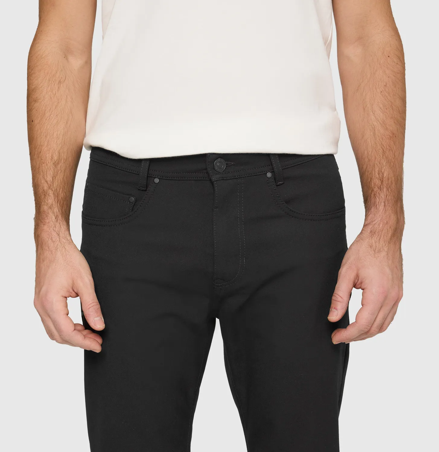 MAC Arne Modern Fit gabardine bukser sort