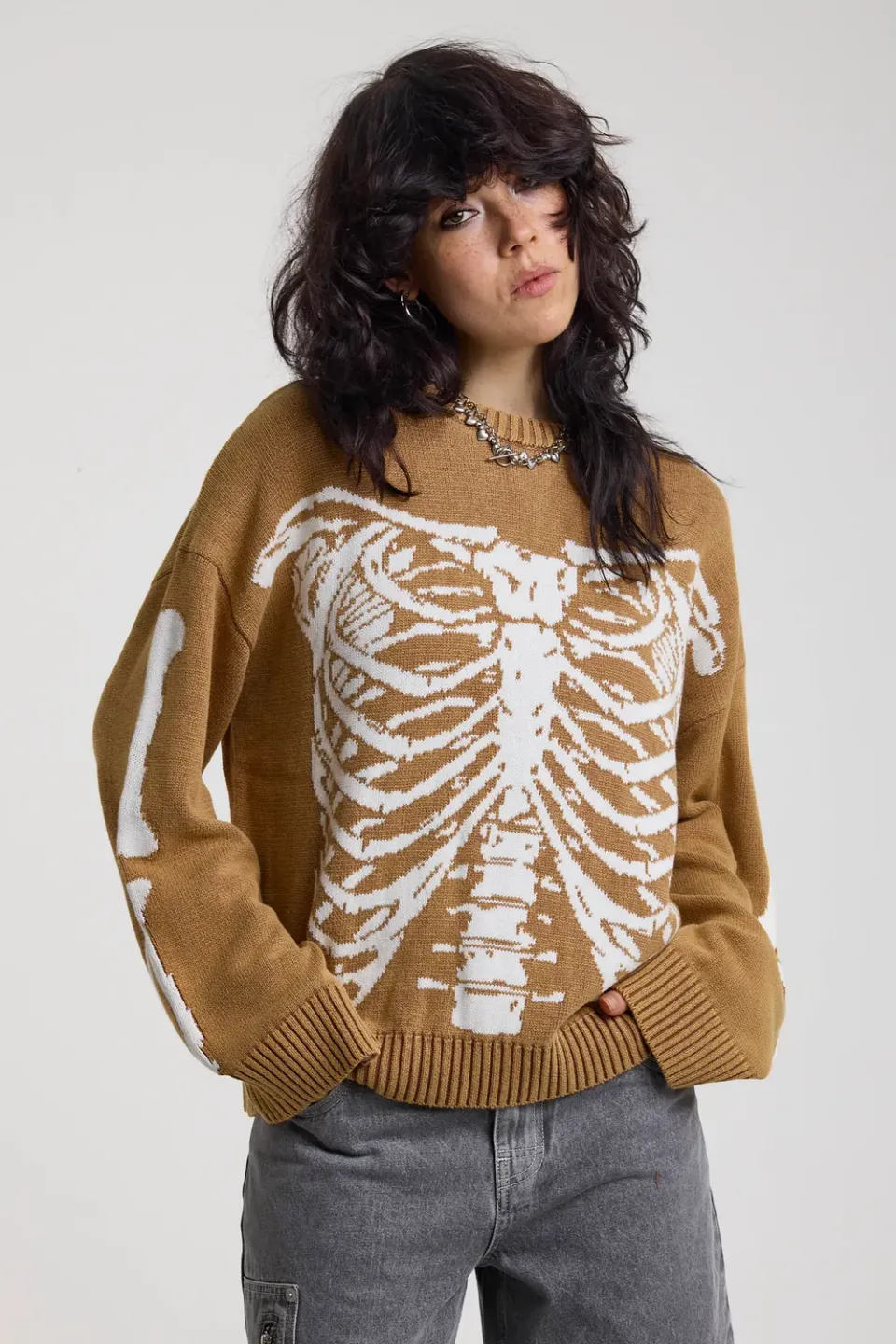 THE RAGGED PRIEST Bones striktrøje brun skeleton
