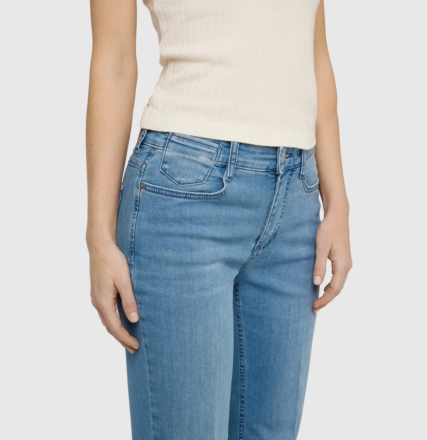MAC Laura 5225 jeans mellemblå bootcut flared fit
