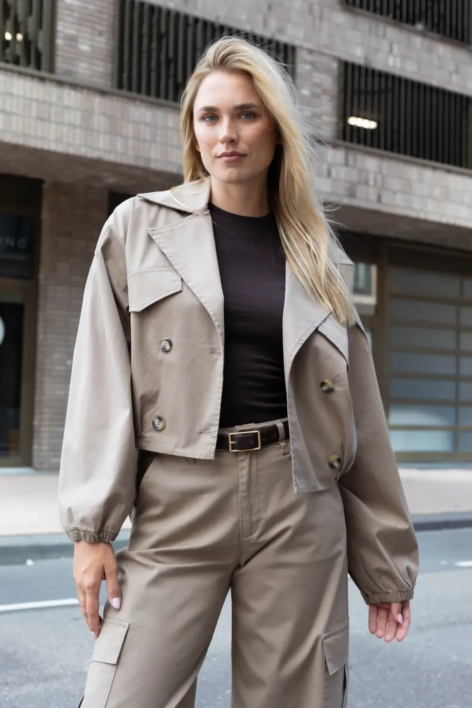 Para Mi Maya jakke desert beige cropped trench