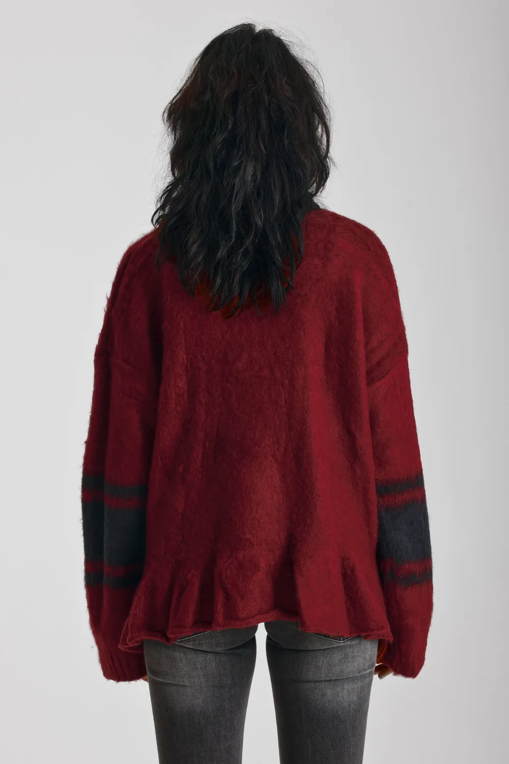 The Ragged Priest Icon Varsity strik rød oversize