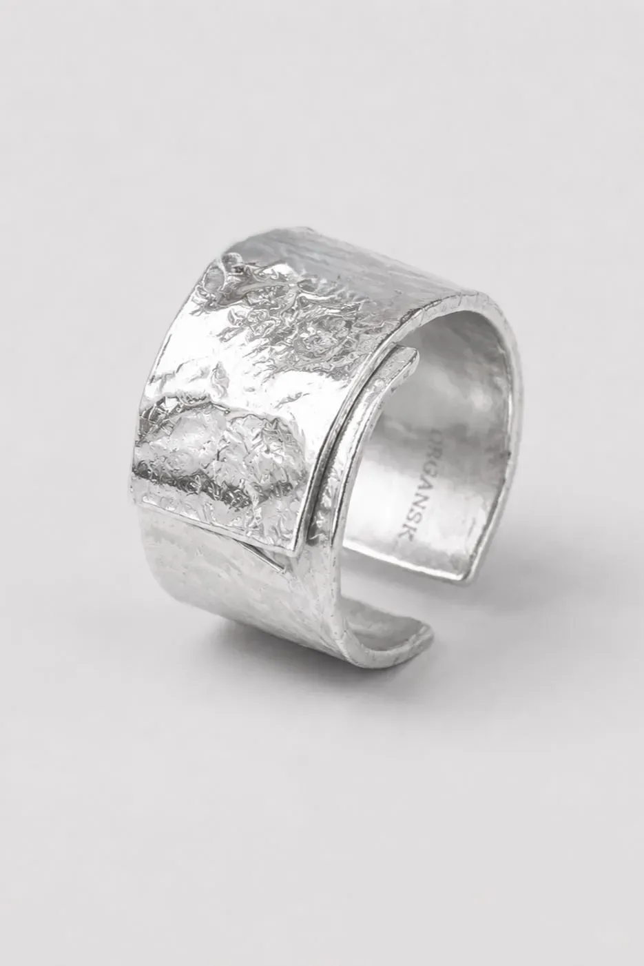 Organsk Hammered ring sølv genbrugssølv justerbar