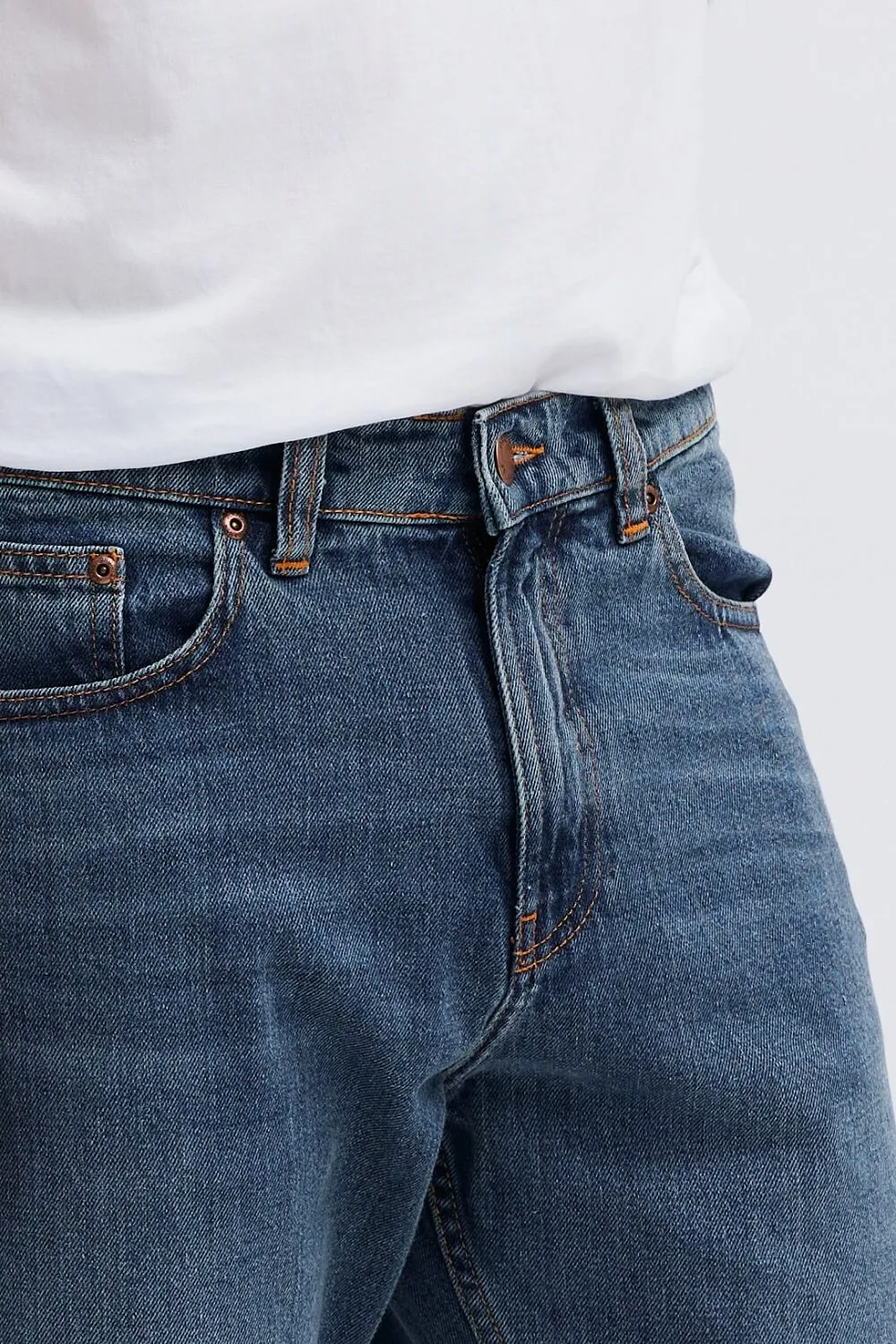 Organsk Atlantic Crisp Ravage jeans mellemblå – bredde 30 længde 34