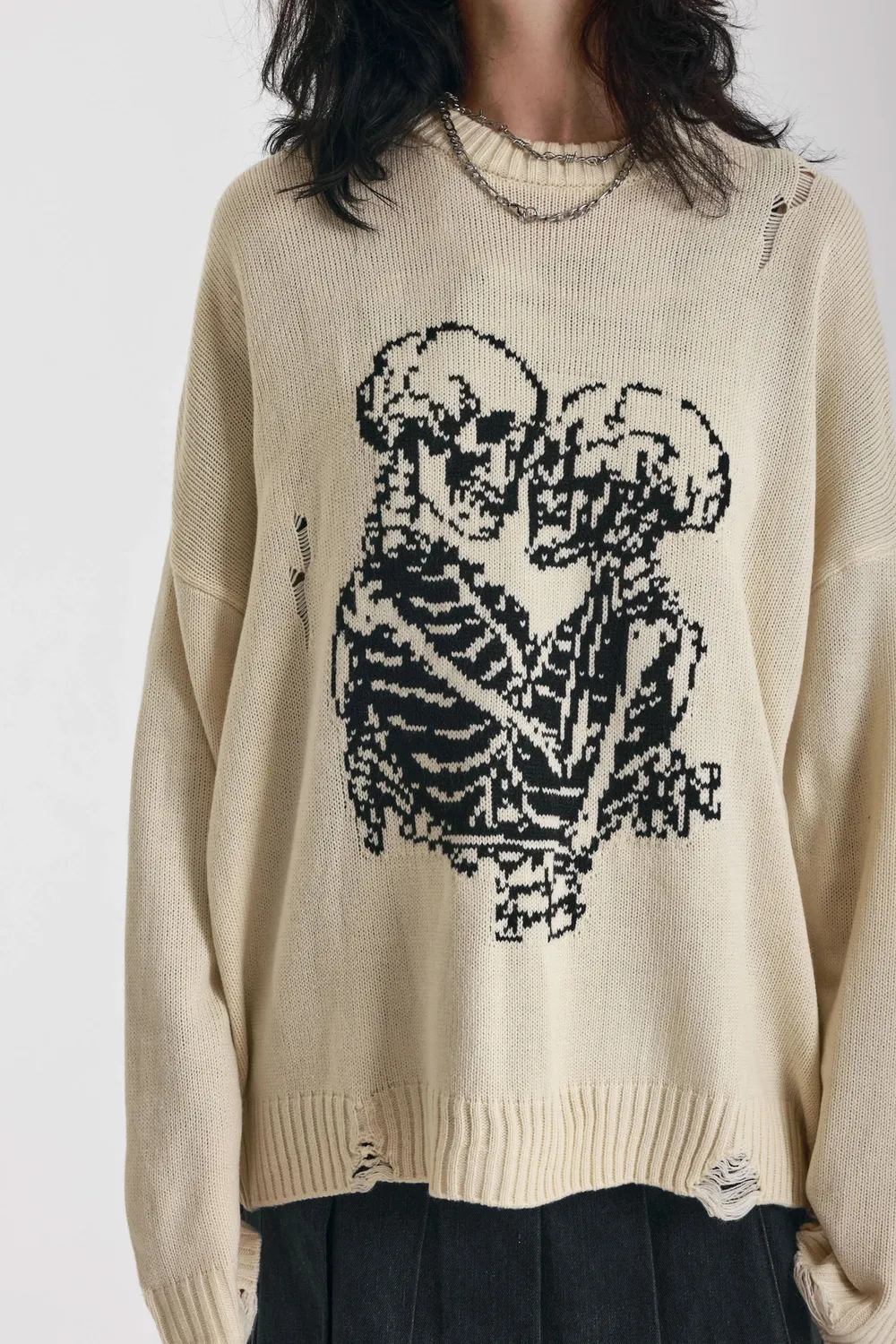 THE RAGGED PRIEST Everlasting Oversized Skeleton striktrøje creme